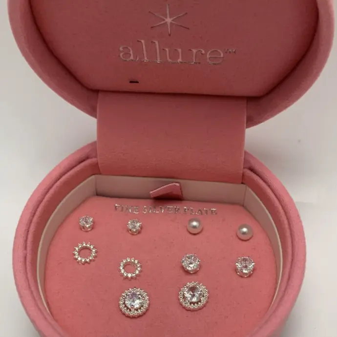 Earring set